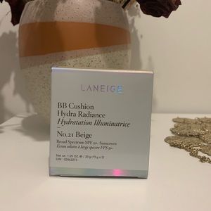Laneige Makeup - Laneige BB Cushion with refill. Laneige Makeup - Laneige BB Cushion with refill.